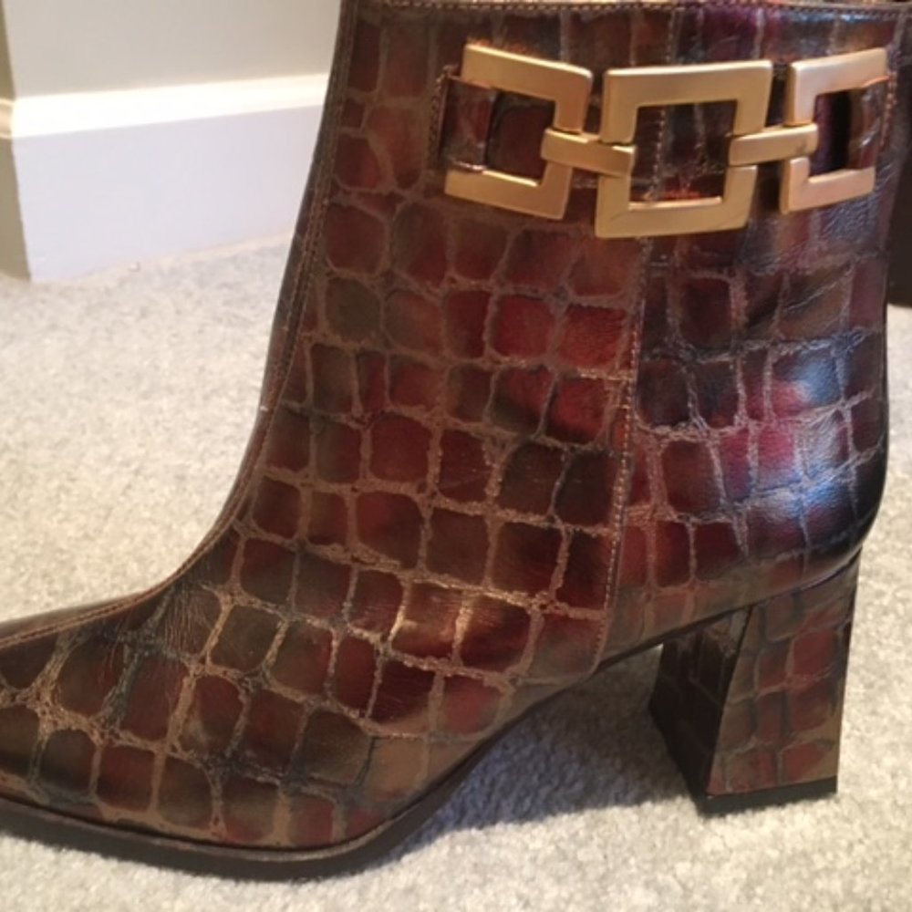 WOWZA  Timothy Hitsman  Metallic Ankle Boots  6 1/2 N